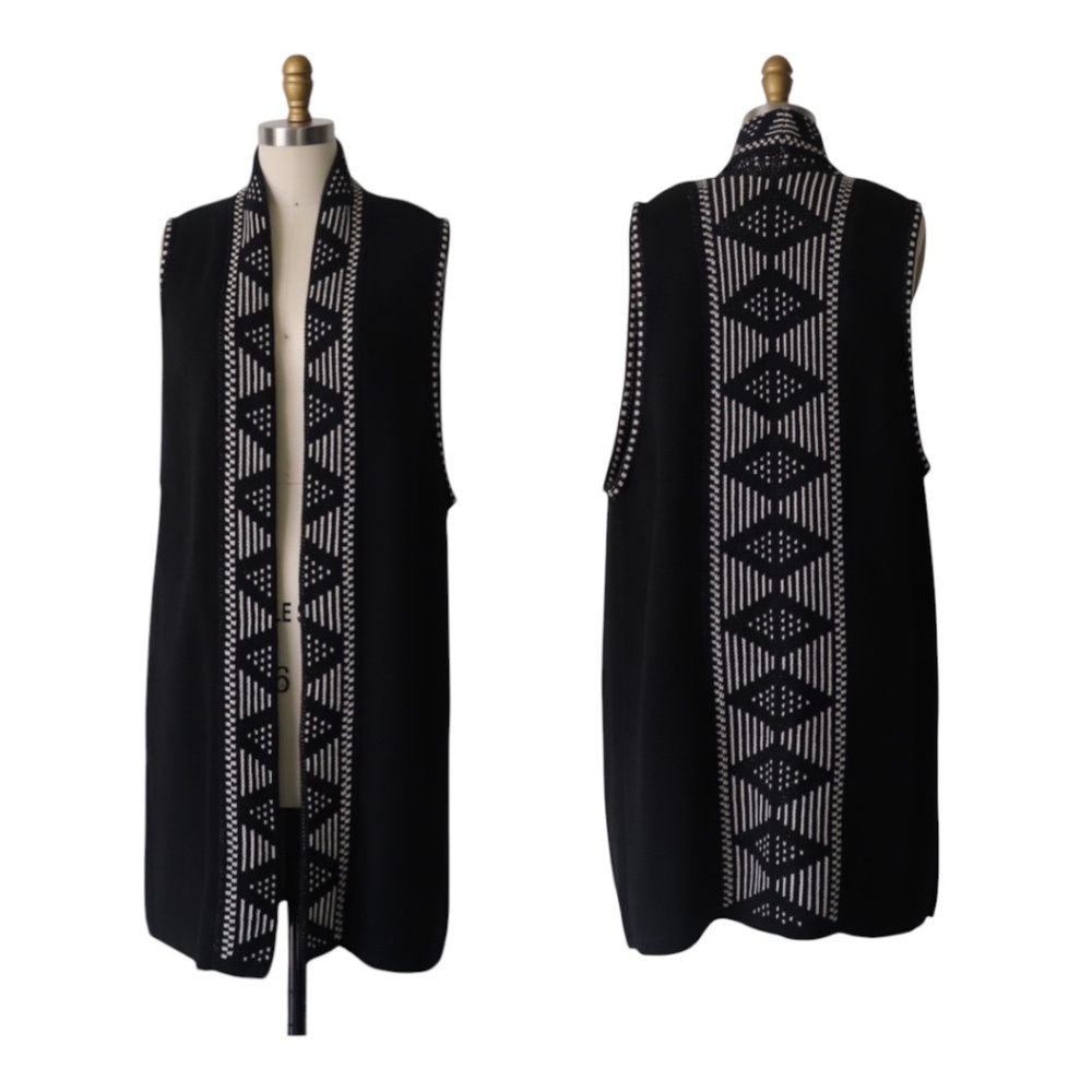 Chris Triola Black and White Handmade Cotton Sleeveless Sweater Vest
